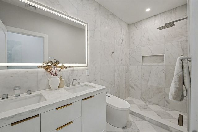 181 Maverick Street 2, Boston, MA 02128