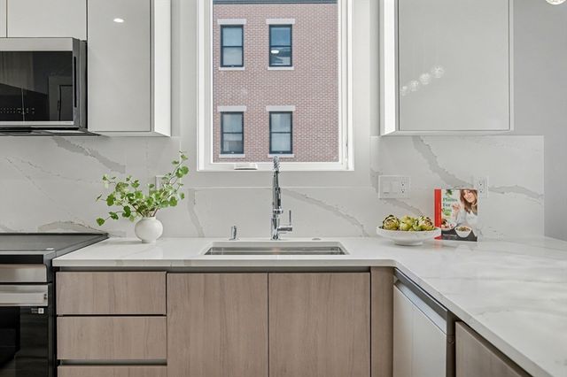 181 Maverick Street 2, Boston, MA 02128