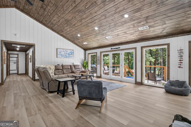 155 Jo Ann Circle, Fair Play, SC 29643