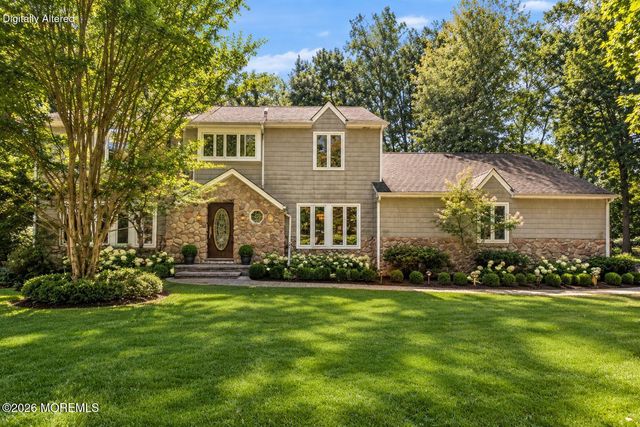 4 Clark Way, Holmdel, NJ 07733