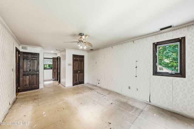 4 Clark Way, Holmdel, NJ 07733