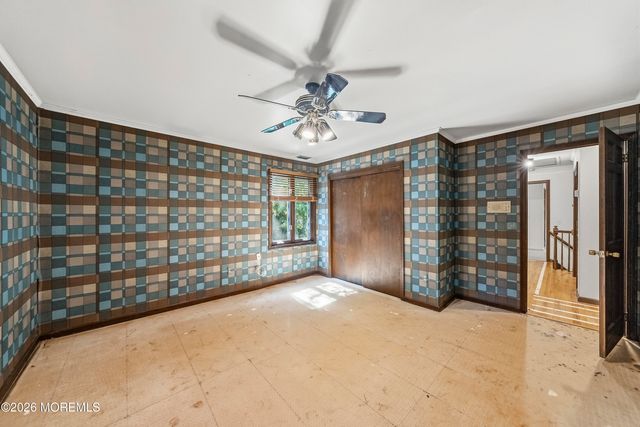4 Clark Way, Holmdel, NJ 07733