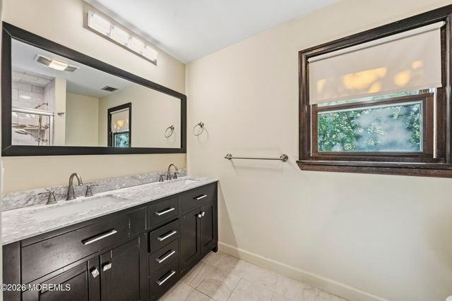 4 Clark Way, Holmdel, NJ 07733