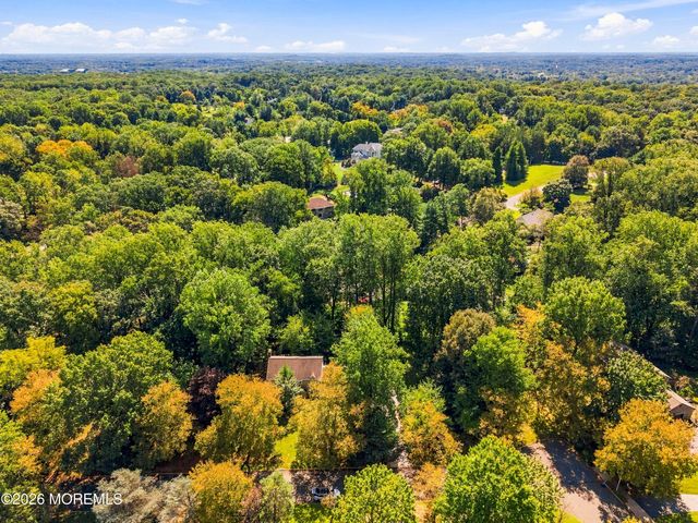 4 Clark Way, Holmdel, NJ 07733