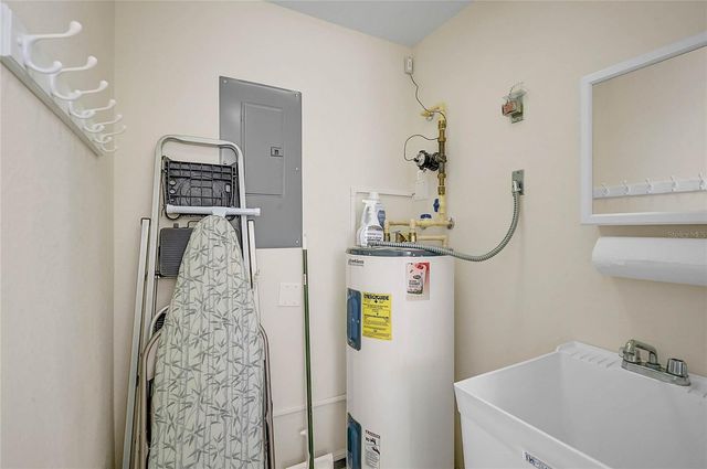 4433 CORSO VENETIA BOULEVARD B18, Venice, FL 34293