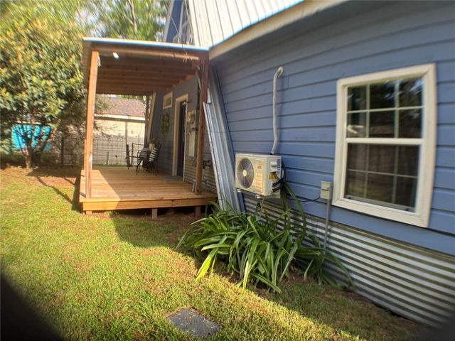 9785 Black Gum, Willis, TX 77318