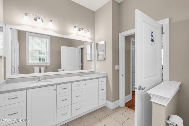 14 Ambermist Way, Forked River, NJ 08731