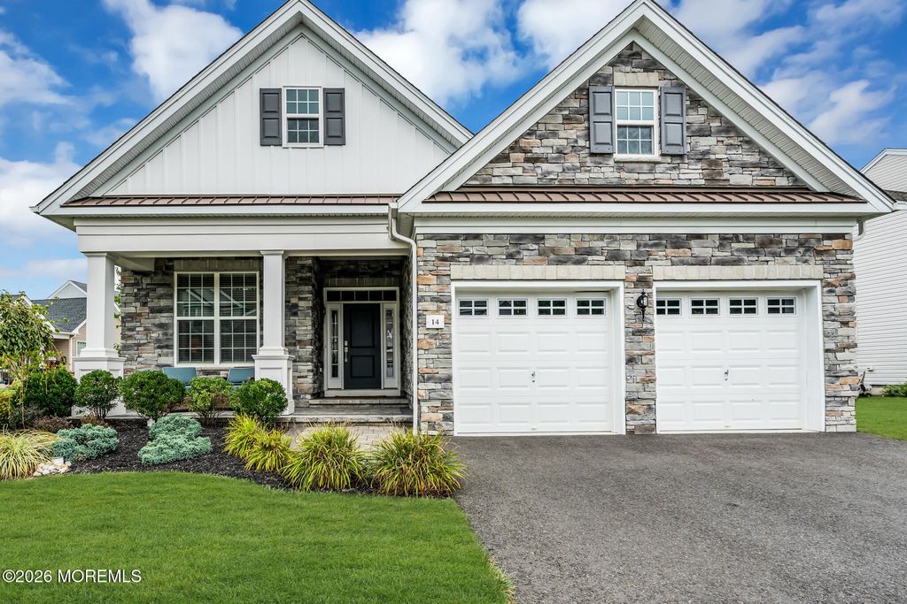 14 Ambermist Way, Forked River, NJ 08731