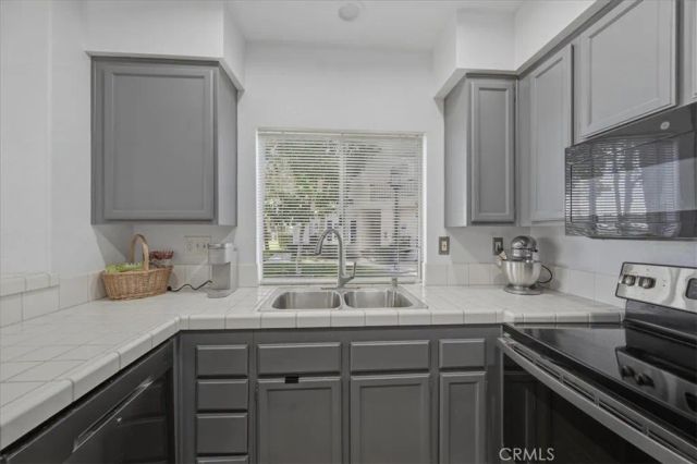 7254 Shoreline Drive 131, San Diego, CA 92122