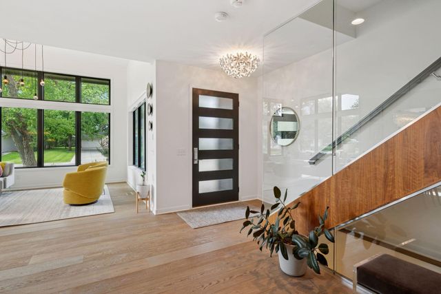 3516 W Fuller Street, Edina, MN 55410