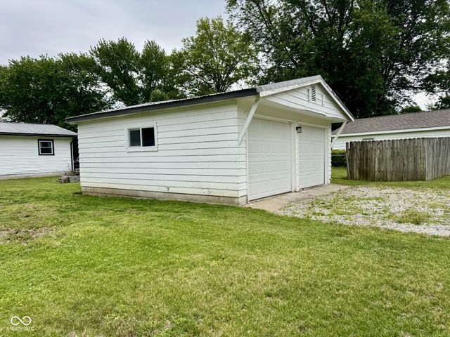 5066 Adkins Street, Columbus, IN 47201