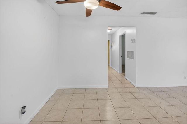 270 High Point Court D, Boynton Beach, FL 33435