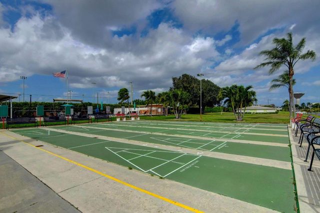 270 High Point Court D, Boynton Beach, FL 33435