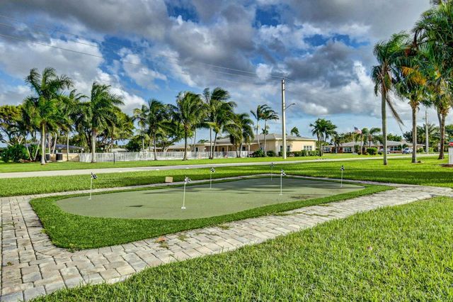 270 High Point Court D, Boynton Beach, FL 33435