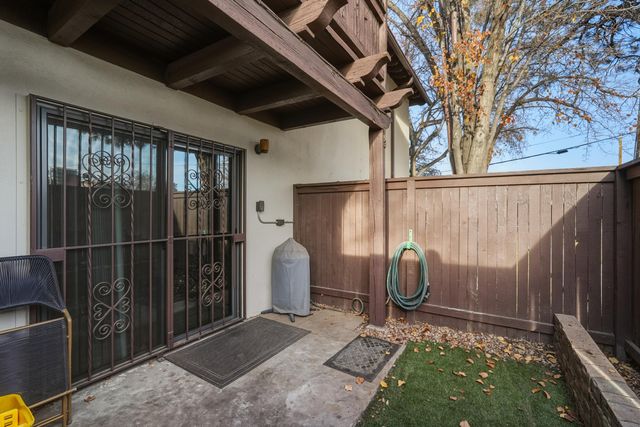 1601 Pennsylvania Street NE Y3, Albuquerque, NM 87110
