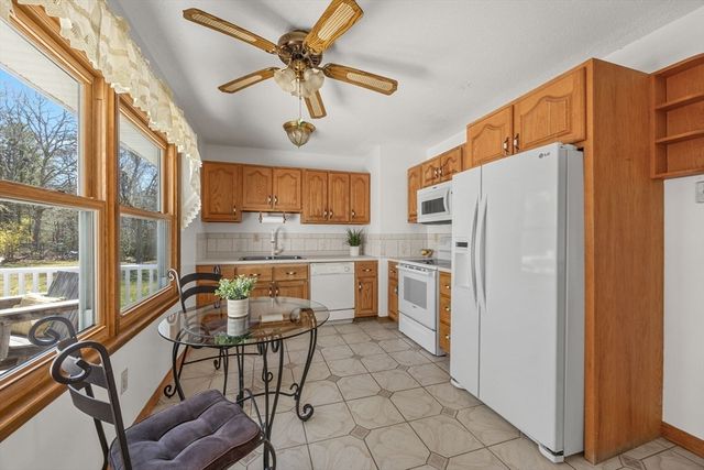 74 Grace Ct, Falmouth, MA 02536