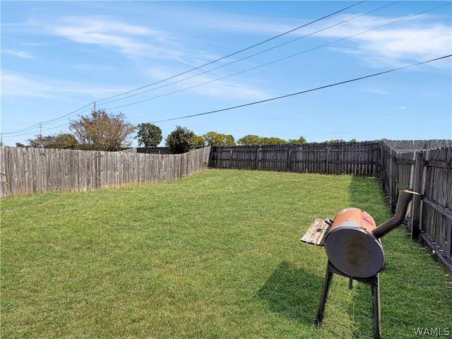 16442 Waterbury, Moundville, AL 35474