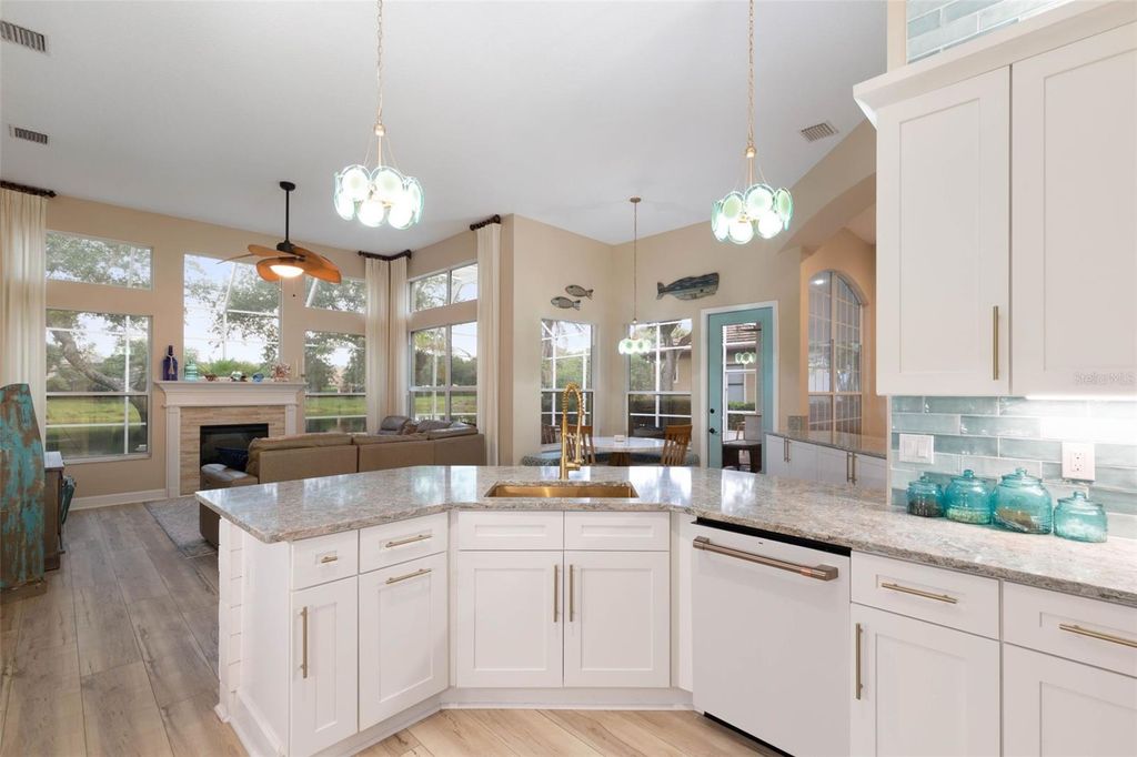 Image 21 of property listing at 10 N VILLAGE PARKWAY, Palm Coast, FL 32137