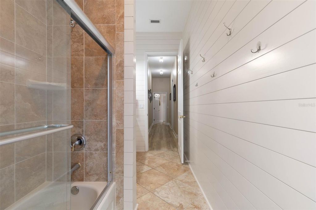 Image 42 of property listing at 10 N VILLAGE PARKWAY, Palm Coast, FL 32137