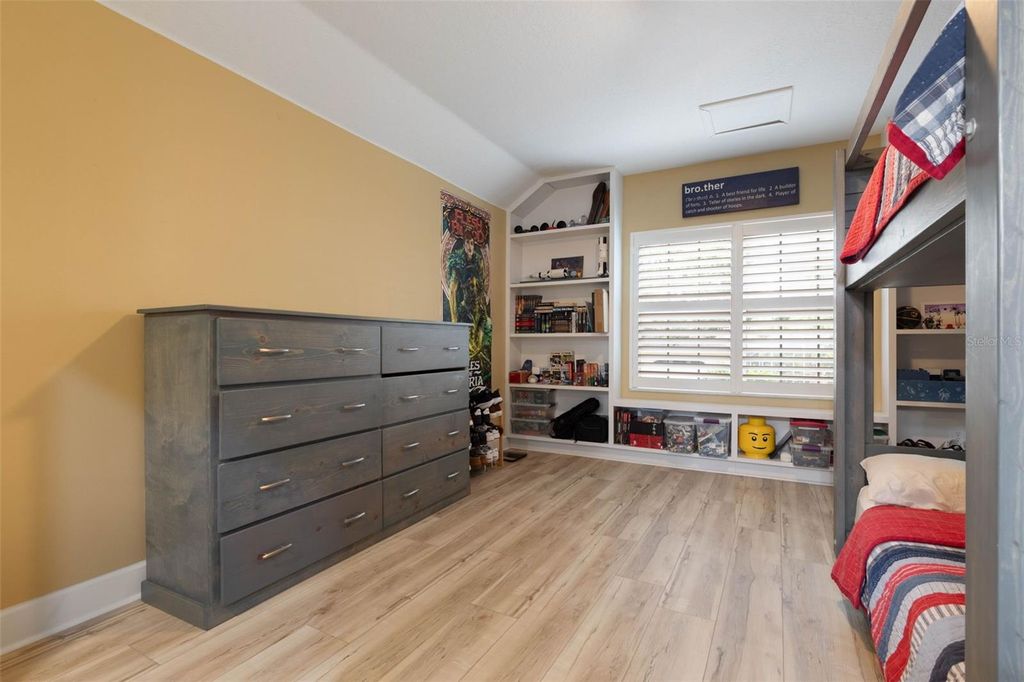 Image 55 of property listing at 10 N VILLAGE PARKWAY, Palm Coast, FL 32137