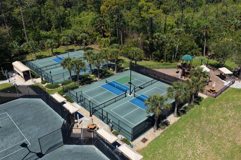 Image 70 of property listing at 10 N VILLAGE PARKWAY, Palm Coast, FL 32137
