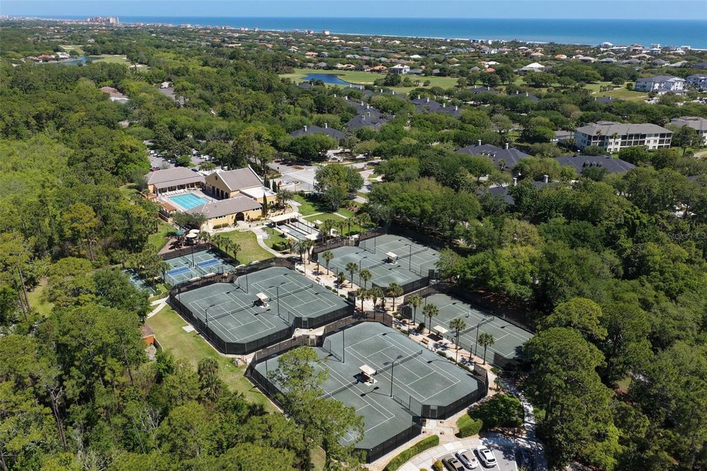 Image 71 of property listing at 10 N VILLAGE PARKWAY, Palm Coast, FL 32137