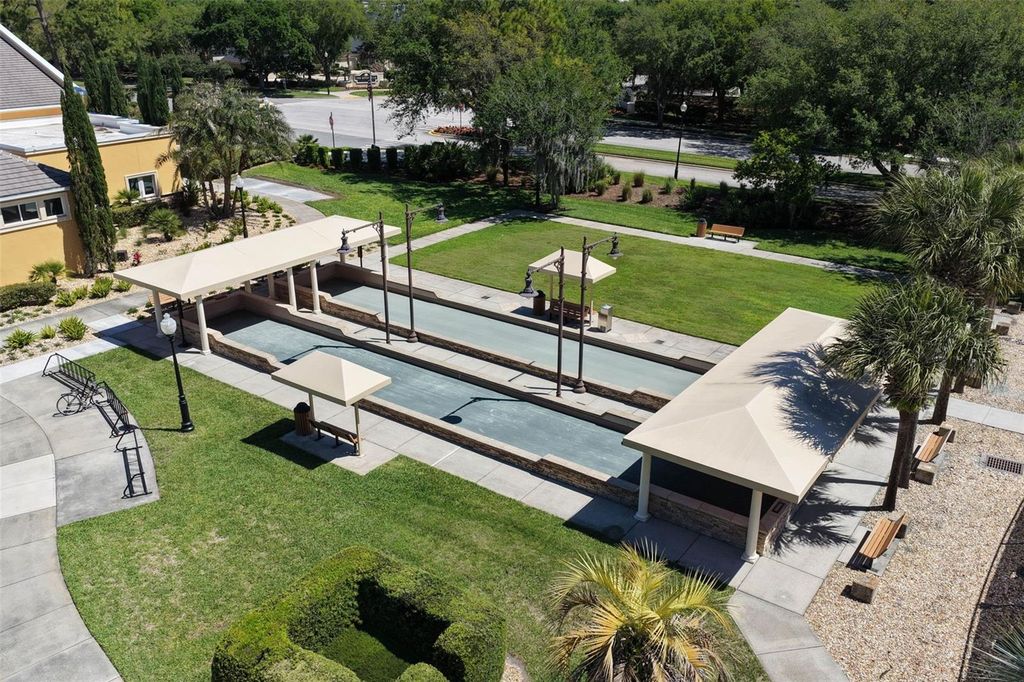 Image 77 of property listing at 10 N VILLAGE PARKWAY, Palm Coast, FL 32137