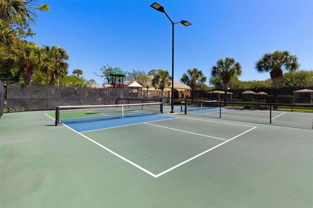 Image 80 of property listing at 10 N VILLAGE PARKWAY, Palm Coast, FL 32137