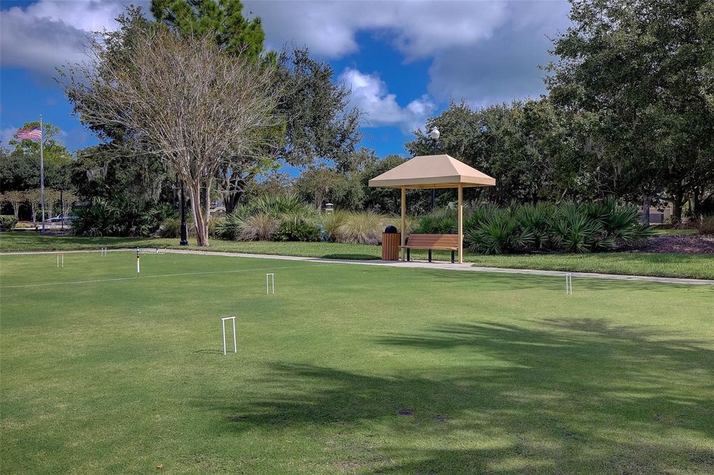Image 99 of property listing at 10 N VILLAGE PARKWAY, Palm Coast, FL 32137