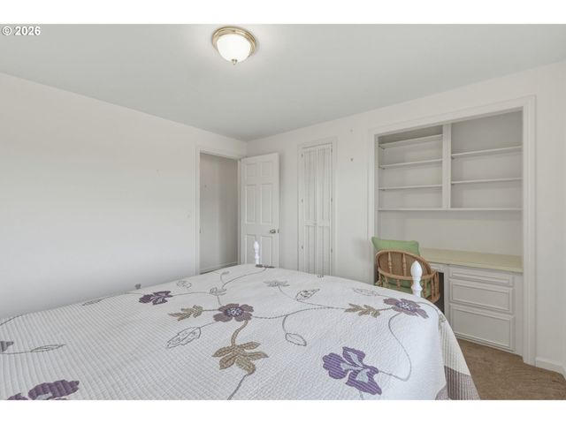 3945 SPRING Blvd, Eugene, OR 97405