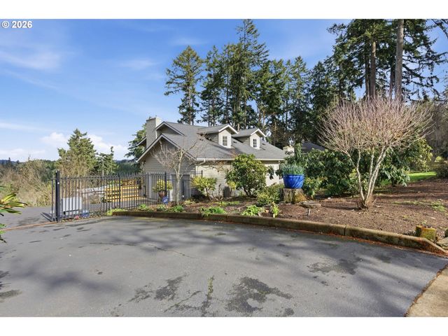 3945 SPRING Blvd, Eugene, OR 97405