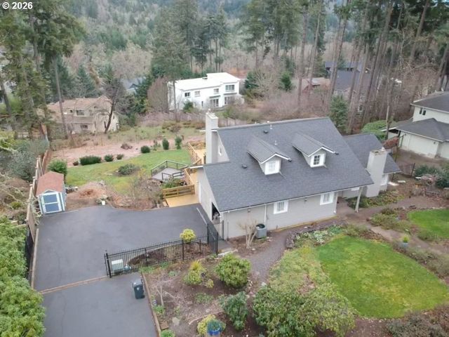 3945 SPRING Blvd, Eugene, OR 97405