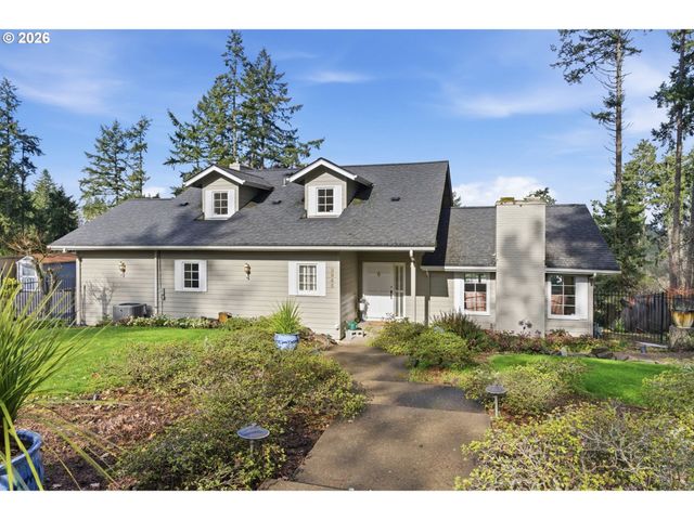 3945 SPRING Blvd, Eugene, OR 97405