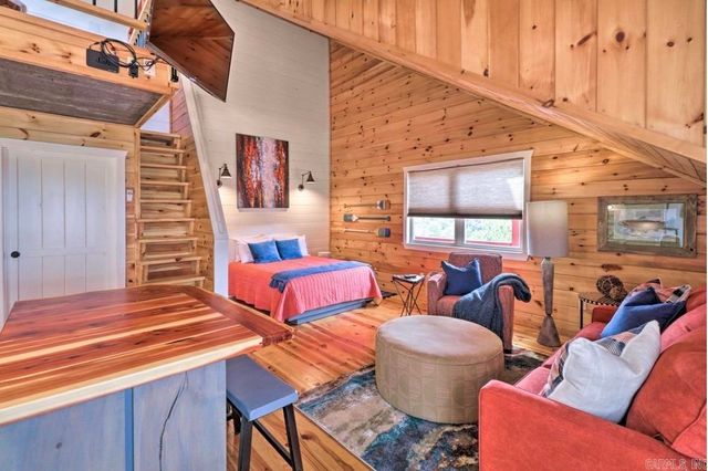144 Hollie Ln, Mountain View, AR 72560