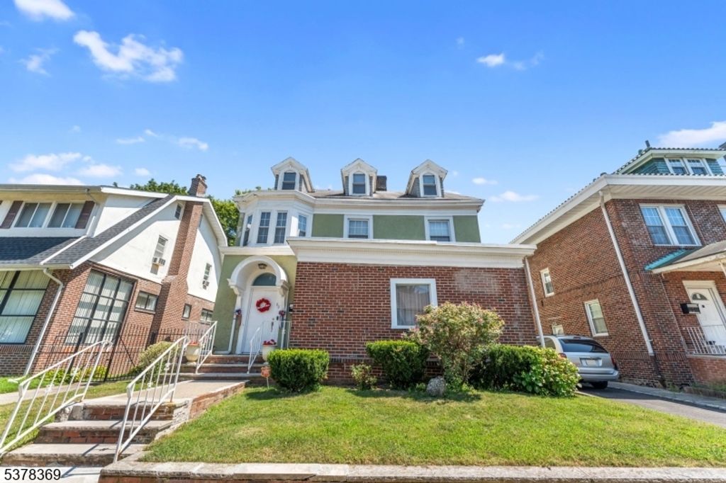 78 Girard Pl, Newark City, NJ 07108 — photo 2