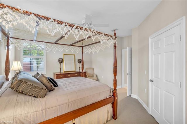 11037 Harbour Yacht CT # 201, Fort Myers, FL 33908