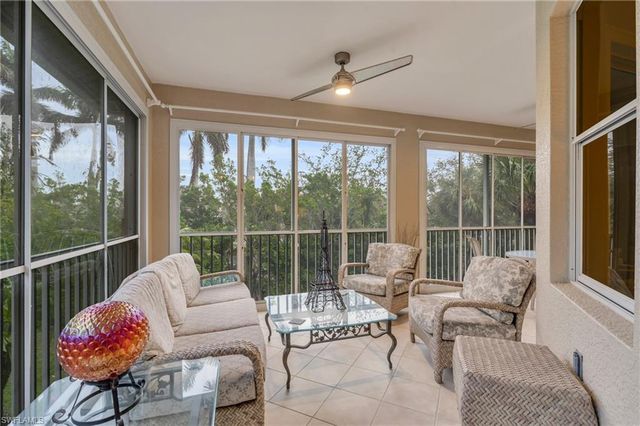 11037 Harbour Yacht CT # 201, Fort Myers, FL 33908