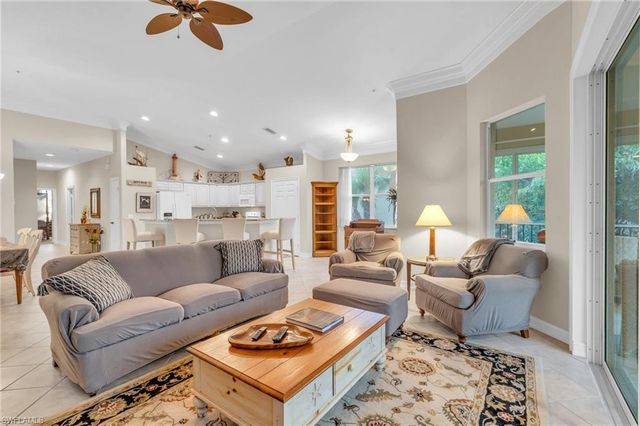 11037 Harbour Yacht CT # 201, Fort Myers, FL 33908