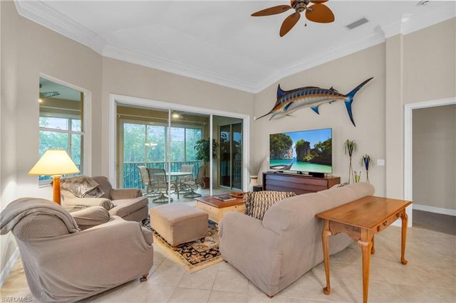 11037 Harbour Yacht CT # 201, Fort Myers, FL 33908