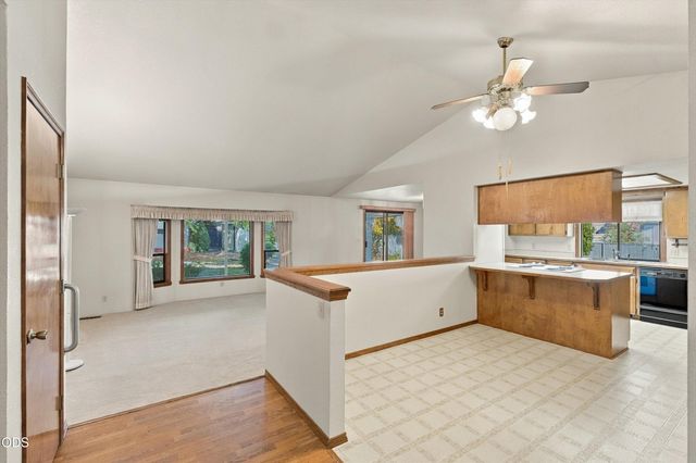 780 Mesman Drive, Grants Pass, OR 97527