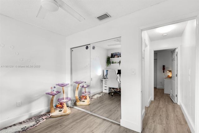 7531 W 29th Way, Hialeah, FL 33018