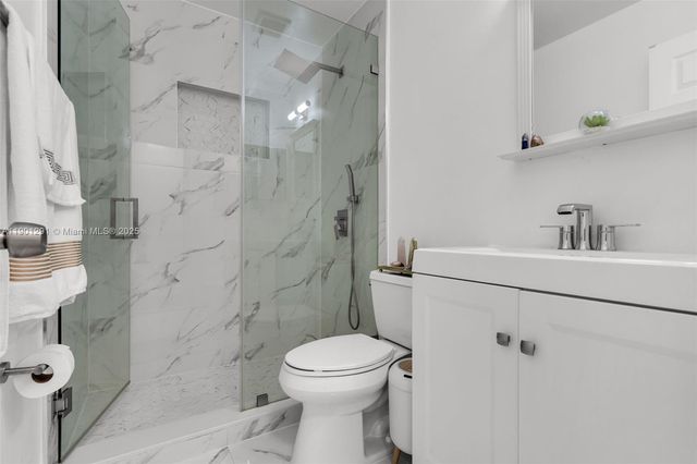 7531 W 29th Way, Hialeah, FL 33018