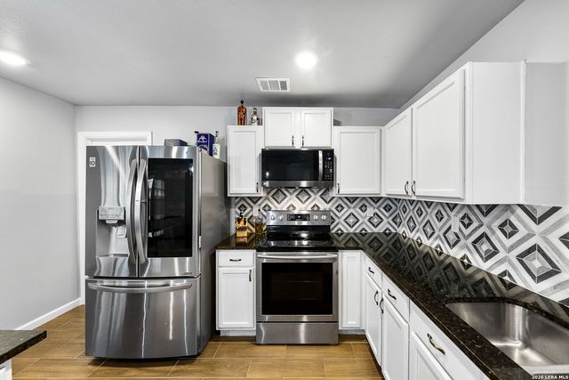 14107 Cougar Rock, San Antonio, TX 78230