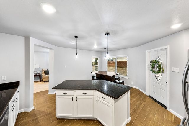 14107 Cougar Rock, San Antonio, TX 78230