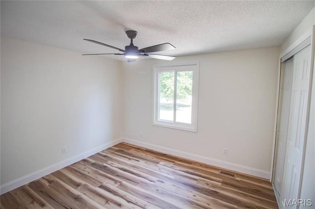 Image 29 of property listing at 24535 Us Highway 67, Jerseyville, IL 62052