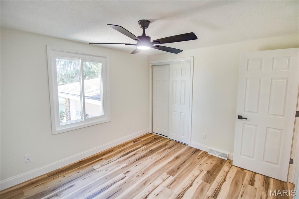 Image 30 of property listing at 24535 Us Highway 67, Jerseyville, IL 62052