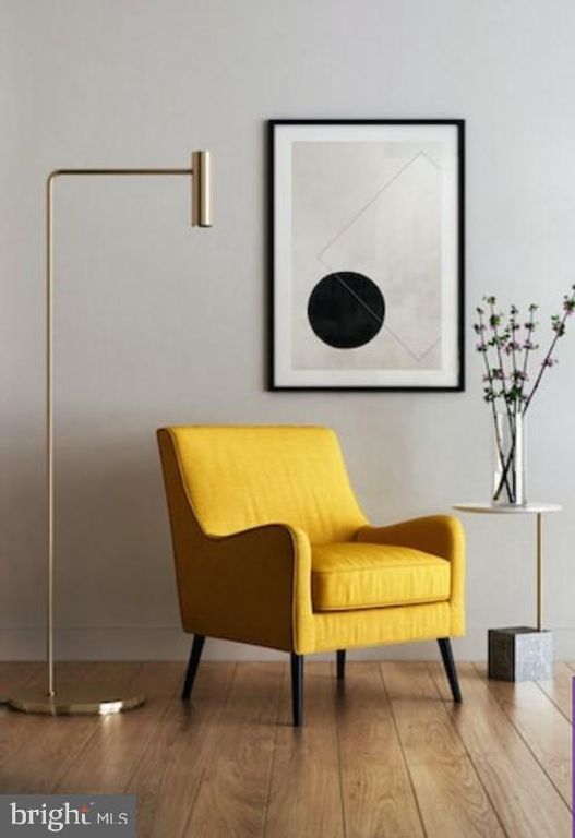 Image 1 of property listing at 11 ARCH PL #373, Gaithersburg, MD 20878