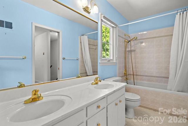 5335 Lansing Drive, Charlotte, NC 28270