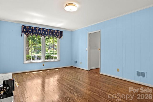 5335 Lansing Drive, Charlotte, NC 28270