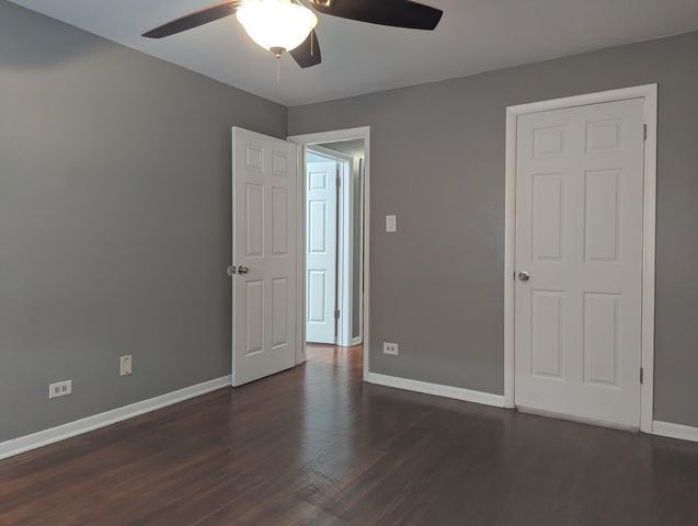 736 W Dempster Street AG7, Mount Prospect, IL 60056